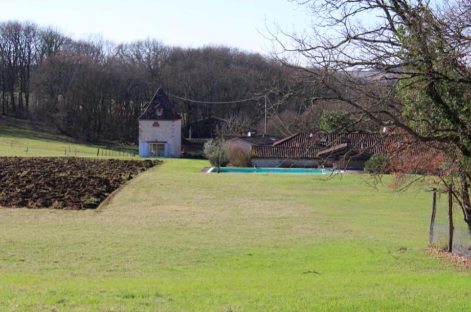 Beautiful Pigeonnier With Sensational Surroundings *