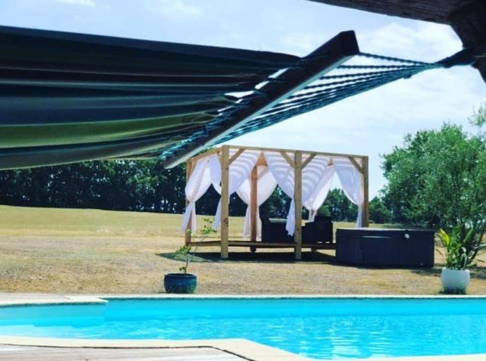 Beautiful Pigeonnier With Sensational Surroundings